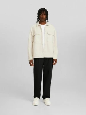 Kurtka wiosenna Bershka