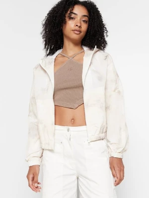 Kurtka wiosenna Calvin Klein Jeans mleczny