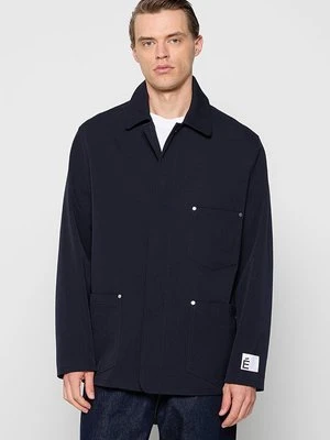 Kurtka wiosenna Études