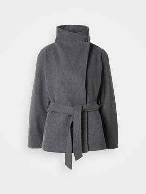 Kurtka wiosenna Gina Tricot