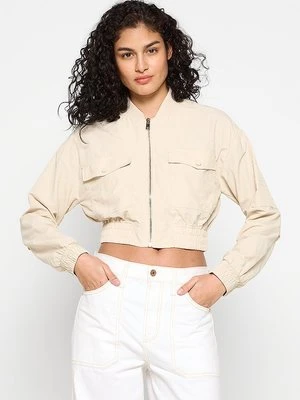 Kurtka wiosenna Mango