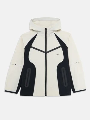 Kurtka wiosenna Nike Sportswear