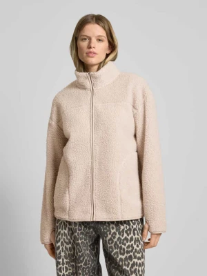 Kurtka z futerka o kroju regular fit z naszytymi, wpuszczanymi kieszeniami po bokach model ‘SADIA’ Pieces