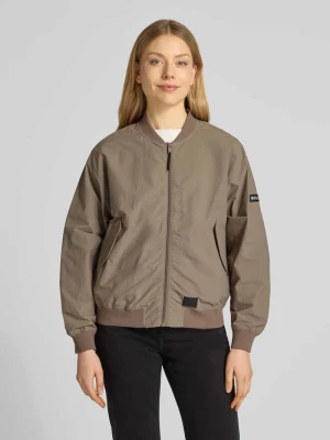 Kurtka z kieszeniami z patką model 'FACEE' khujo