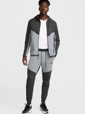 Kurtka z polaru Nike Sportswear