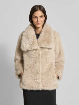 Kurtka ze sztucznego futra z szerokim, wykładanym kołnierzem model ‘NAIDA’ Soyaconcept