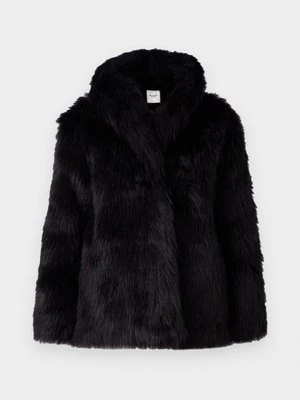 Kurtka zimowa Abercrombie & Fitch czarny