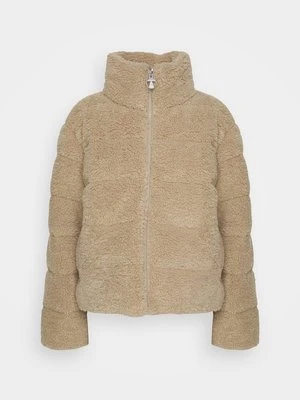 Kurtka zimowa Barbour