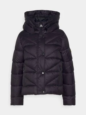 Kurtka zimowa Barbour International
