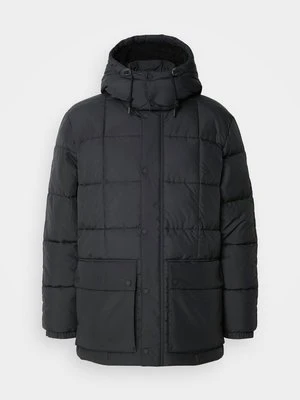 Kurtka zimowa Barbour International