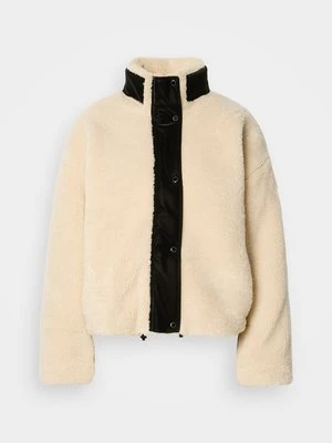 Kurtka zimowa Barbour International