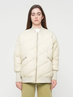 Kurtka zimowa closed