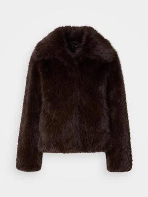 Kurtka zimowa Gina Tricot