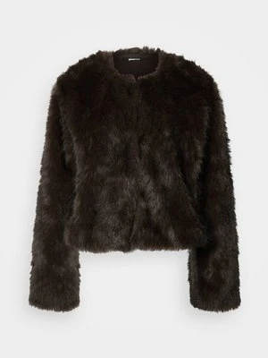 Kurtka zimowa Gina Tricot