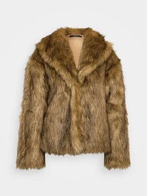 Kurtka zimowa Gina Tricot Tall