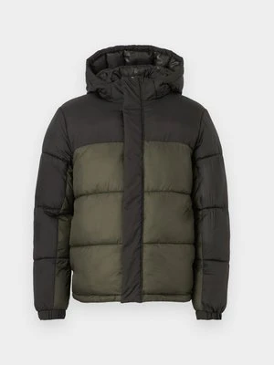Kurtka zimowa Jack&Jones ciemnozielony