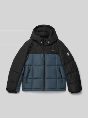 Kurtka zimowa o kroju regular fit z pikowaniem Garcia