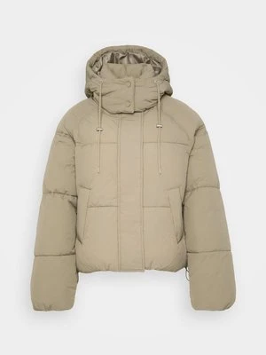 Kurtka zimowa Only Petite