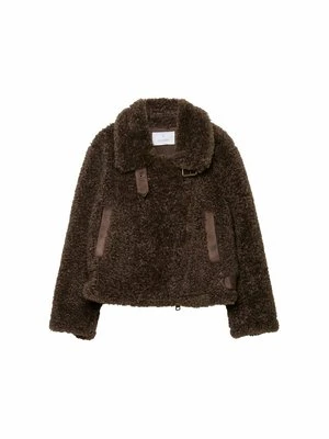 Kurtka zimowa Stradivarius