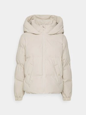 Kurtka zimowa Vero Moda Petite
