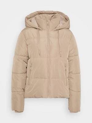 Kurtka zimowa Vero Moda Tall