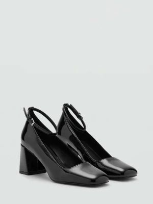 Zdjęcie produktu Lakierowane buty na obcasie z paskiem czarny - Kobieta - - MANGO