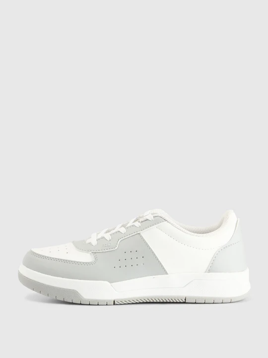 Zdjęcie produktu 4F Buty sportowe dziecięce - białe 38
