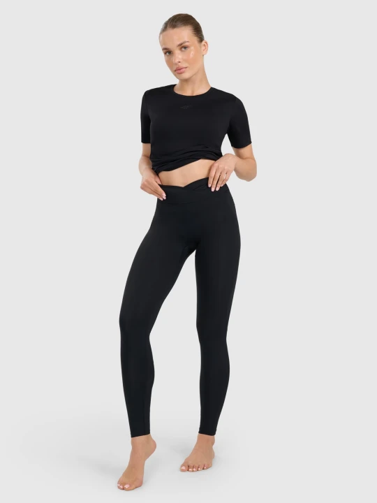 Zdjęcie produktu 4F Legginsy do jogi i pilatesu szybkoschnące damskie - czarne XS