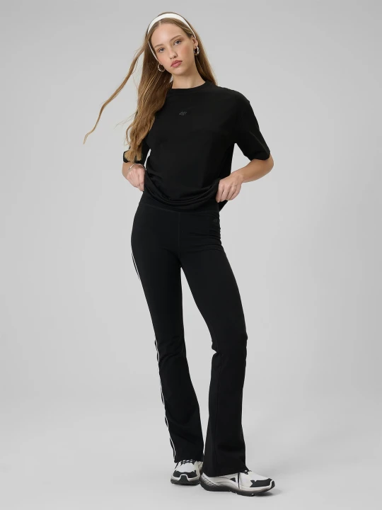 Zdjęcie produktu 4F Legginsy z rozszerzanymi nogawkami damskie - czarne XS