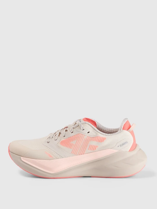 Zdjęcie produktu 4F Niskie buty do biegania Flow Run 1.0 damskie - beżowe 40