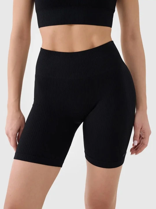 Zdjęcie produktu 4F Szorty sportowe w kolorze czarnym rozmiar: XS/S