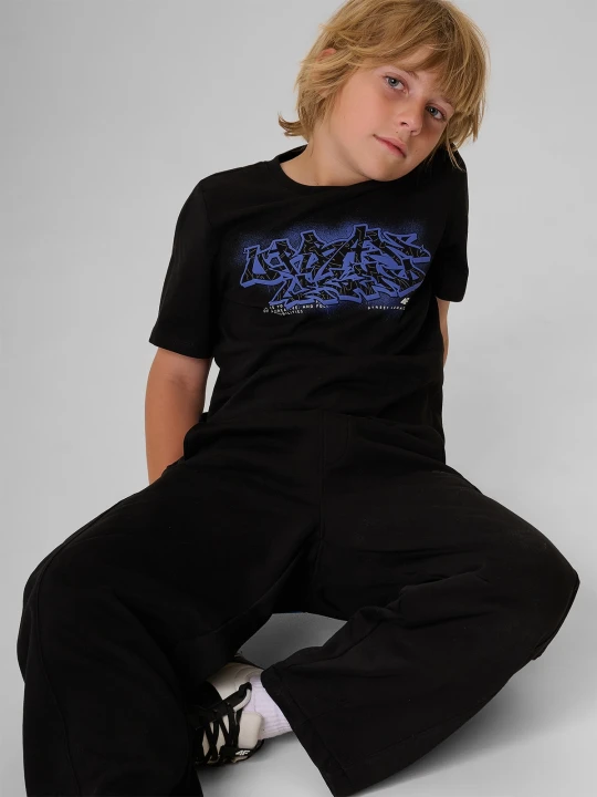 Zdjęcie produktu 4F T-shirt regular z nadrukiem chłopięcy - czarny 122 (6-7 lat)