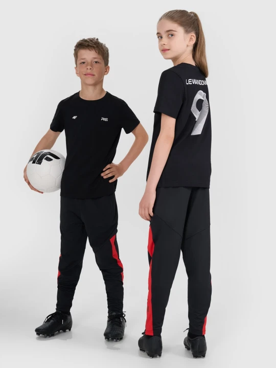 Zdjęcie produktu 4F T-shirt regular z nadrukiem dziecięcy 4F JUNIOR x Robert Lewandowski - czarny 146 (10-11 lat)
