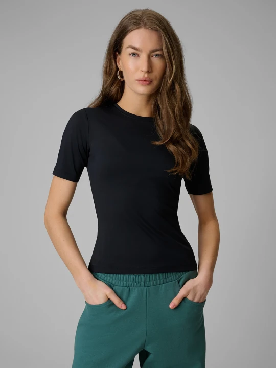 Zdjęcie produktu 4F T-shirt slim gładki damski - czarny L