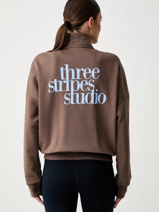 Zdjęcie produktu adidas bluza rozpinana damska z bawełną Essentials brązowy