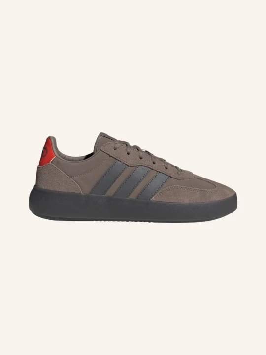 Zdjęcie produktu Adidas Buty Sportowe Barreda Decode braun brązowy