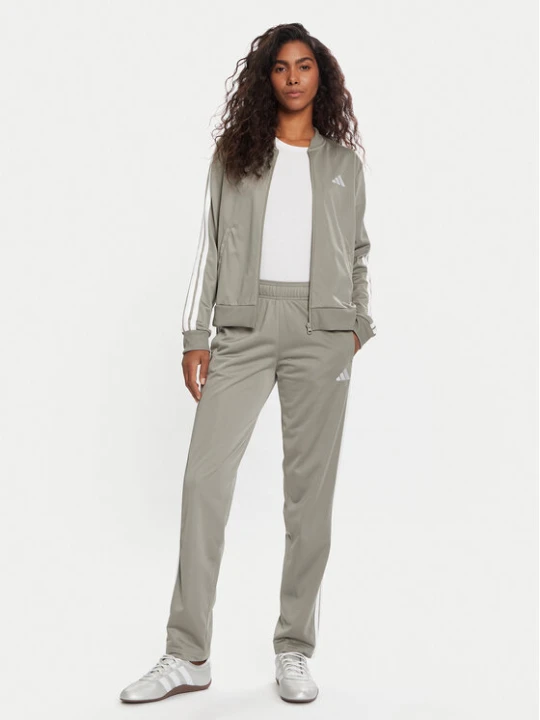 Zdjęcie produktu adidas Dres Essentials 3-Stripes JX0509 Zielony Regular Fit