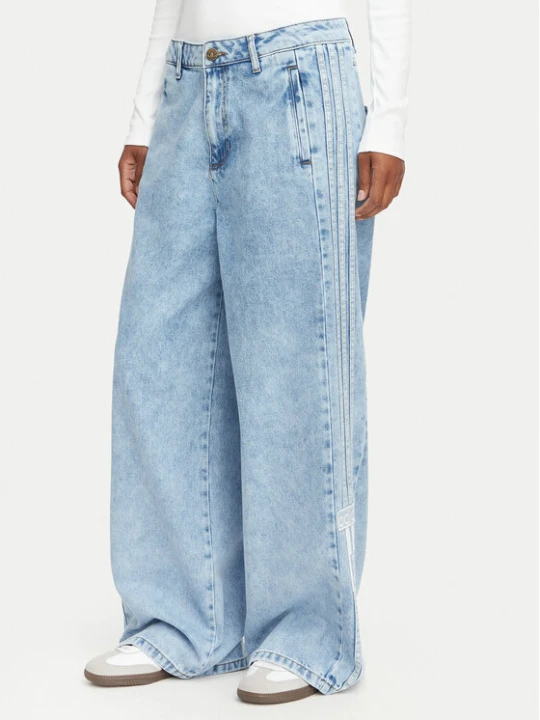Zdjęcie produktu adidas Jeansy Adibreak Mid Rise Wide Leg Denim Pant KT2651 Niebieski jasny Wide Leg