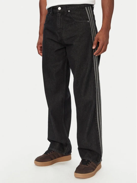 Zdjęcie produktu adidas Jeansy Firebird Adicolor Denim KD1497 Czarny Loose Fit