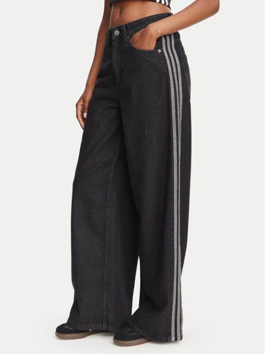 Zdjęcie produktu adidas Jeansy KQ6469 Czarny Oversize