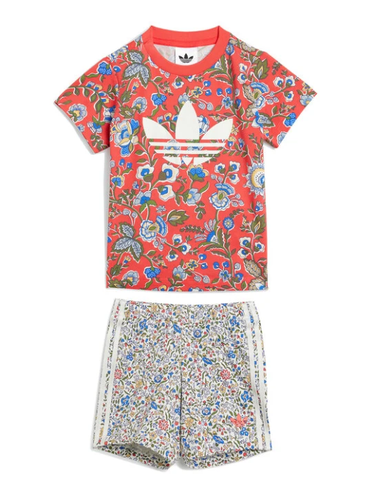 Zdjęcie produktu adidas Komplet t-shirt i spodenki Liberty London JY3016 Czerwony Regular Fit