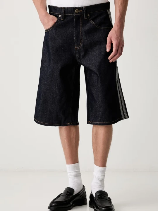 Zdjęcie produktu adidas Originals bermudy męskie jeansowe Firebird granatowy
