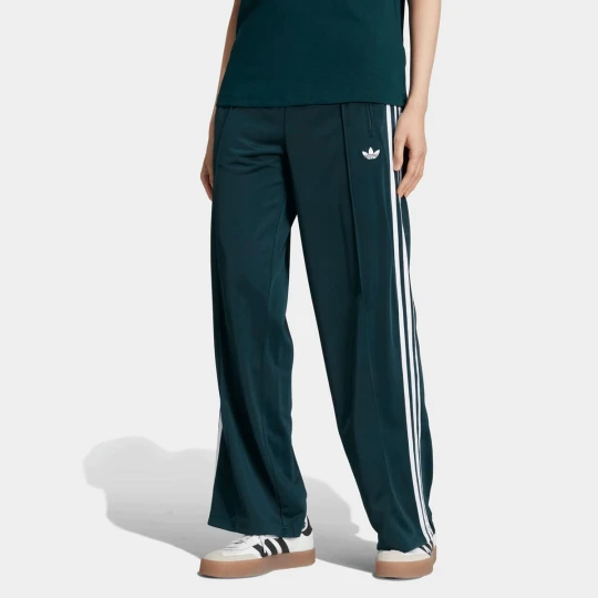 Zdjęcie produktu Firebird Loose Trainingshose adidas Originals zielony