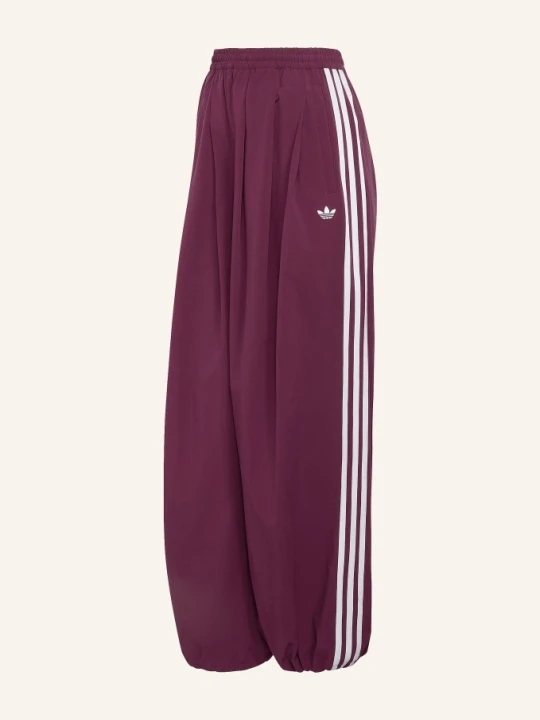 Zdjęcie produktu Adidas Originals Spodnie Dresowe Adilenium 5.0 Z Plisami rot CIEMNOCZERWONY