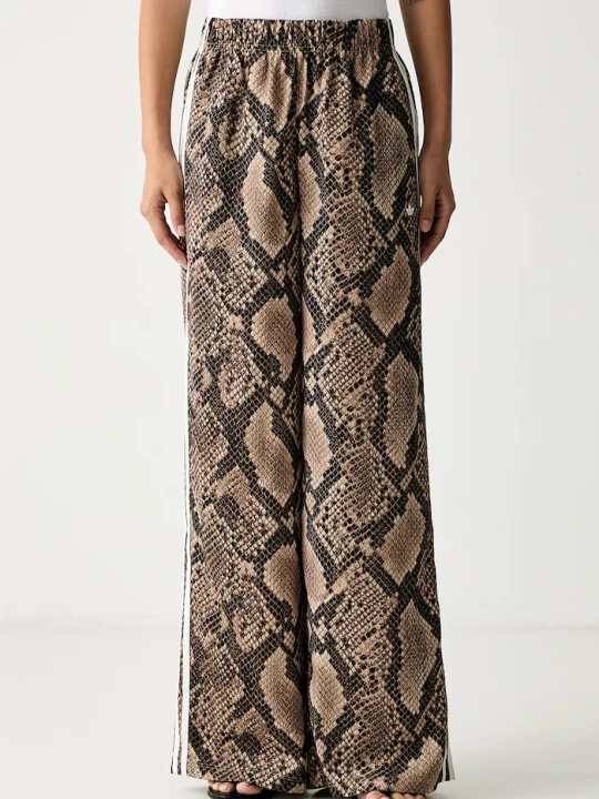 Zdjęcie produktu adidas Originals spodnie dresowe damskie Satin Snake brązowy