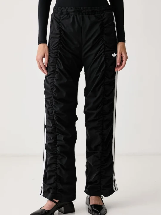 Zdjęcie produktu adidas Originals spodnie dresowe męskie Adilenium Season 6 Ruffled czarny