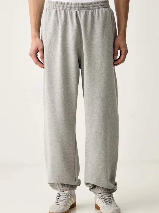 Zdjęcie produktu adidas Originals spodnie dresowe męskie z bawełną Trefoil Essentials szary
