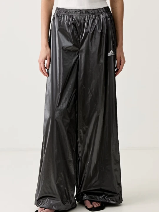Zdjęcie produktu adidas Originals spodnie dresowe damskie F50 TRACKPANT srebrny