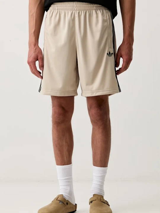 Zdjęcie produktu adidas Originals szorty męskie Firebird beżowy