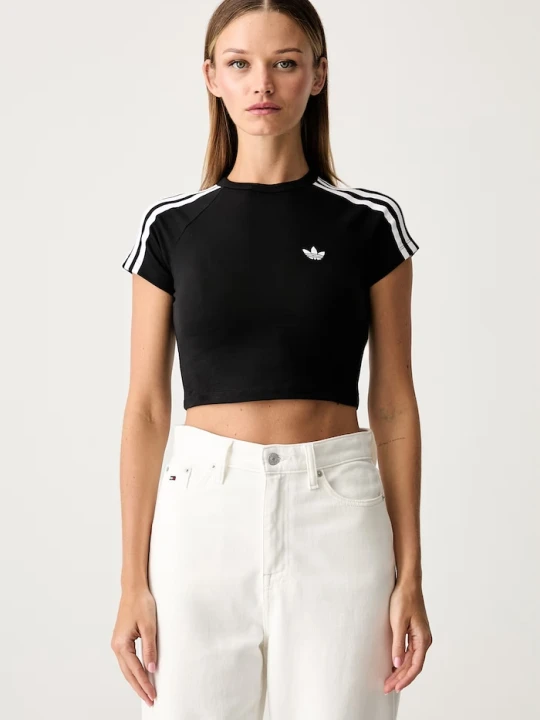 Zdjęcie produktu adidas Originals T-shirt damski z bawełną czarny